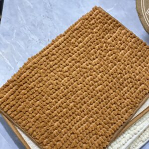 Shaggy bath mat - Light brown