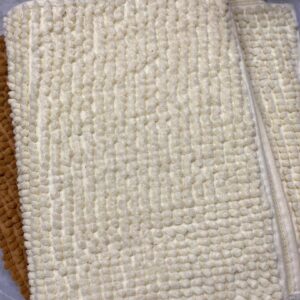 Shaggy bath mat - white