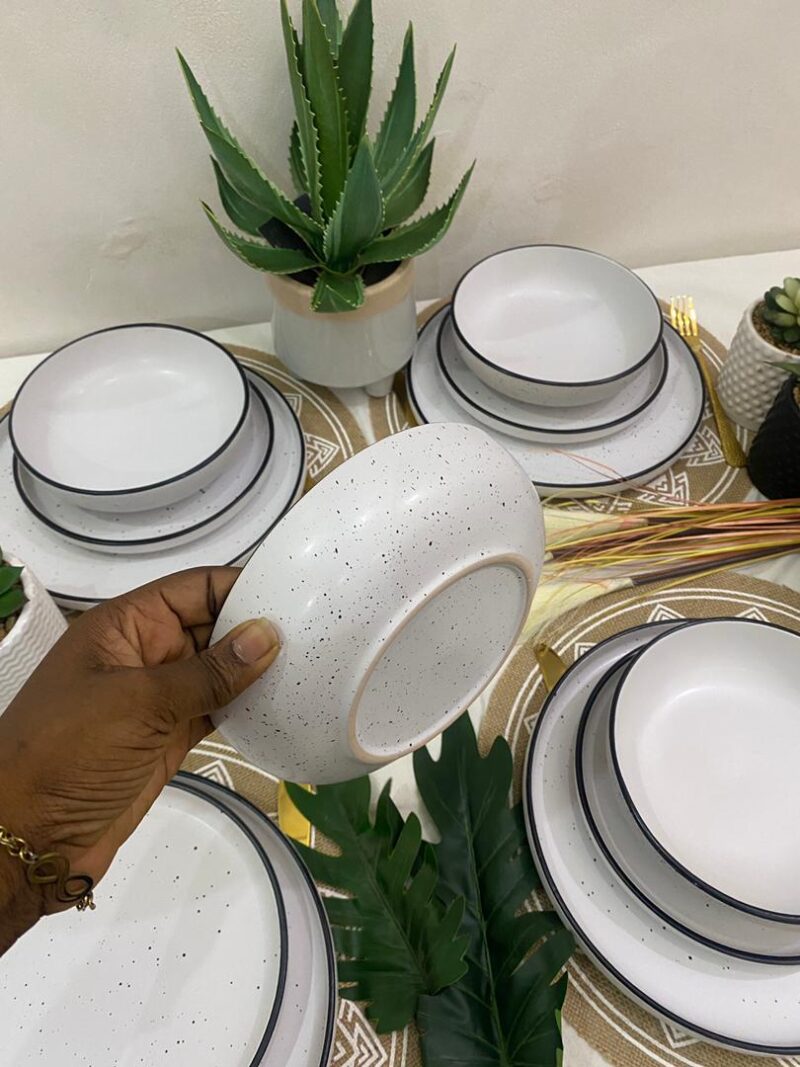 12pcs Dotted whte and black Dinner Set