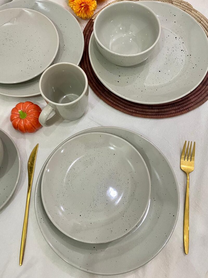 16pcs Dotted grey with small bowl Dinner Set