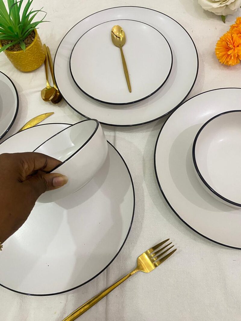 16pcs White with black trim Dinner Set