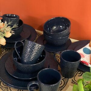 16pcs Patterned deep blue Dinner Set