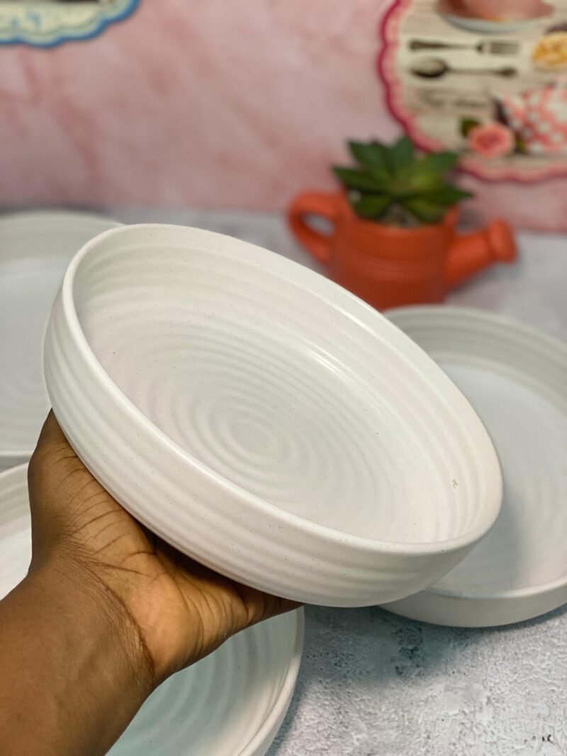 8in circled round bowl