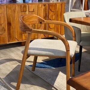Bespoke curvy dining chair