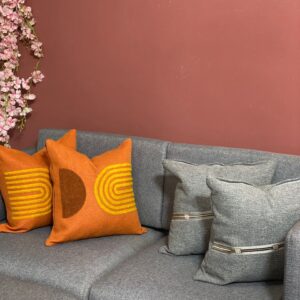 Throw pillow -Grey zip