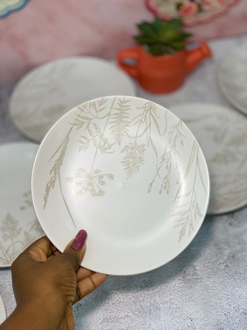 Off white leaf side plate